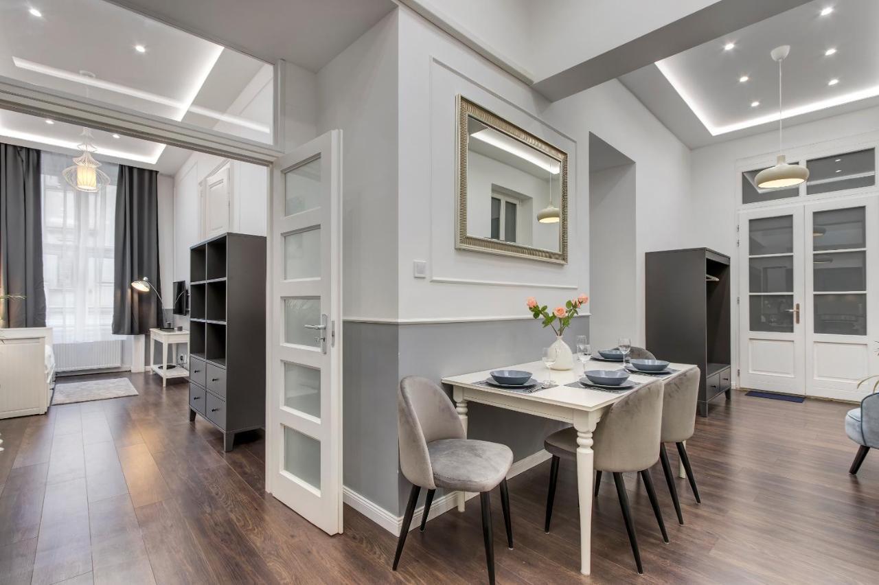 Semmelweis Apartment — Photos 1